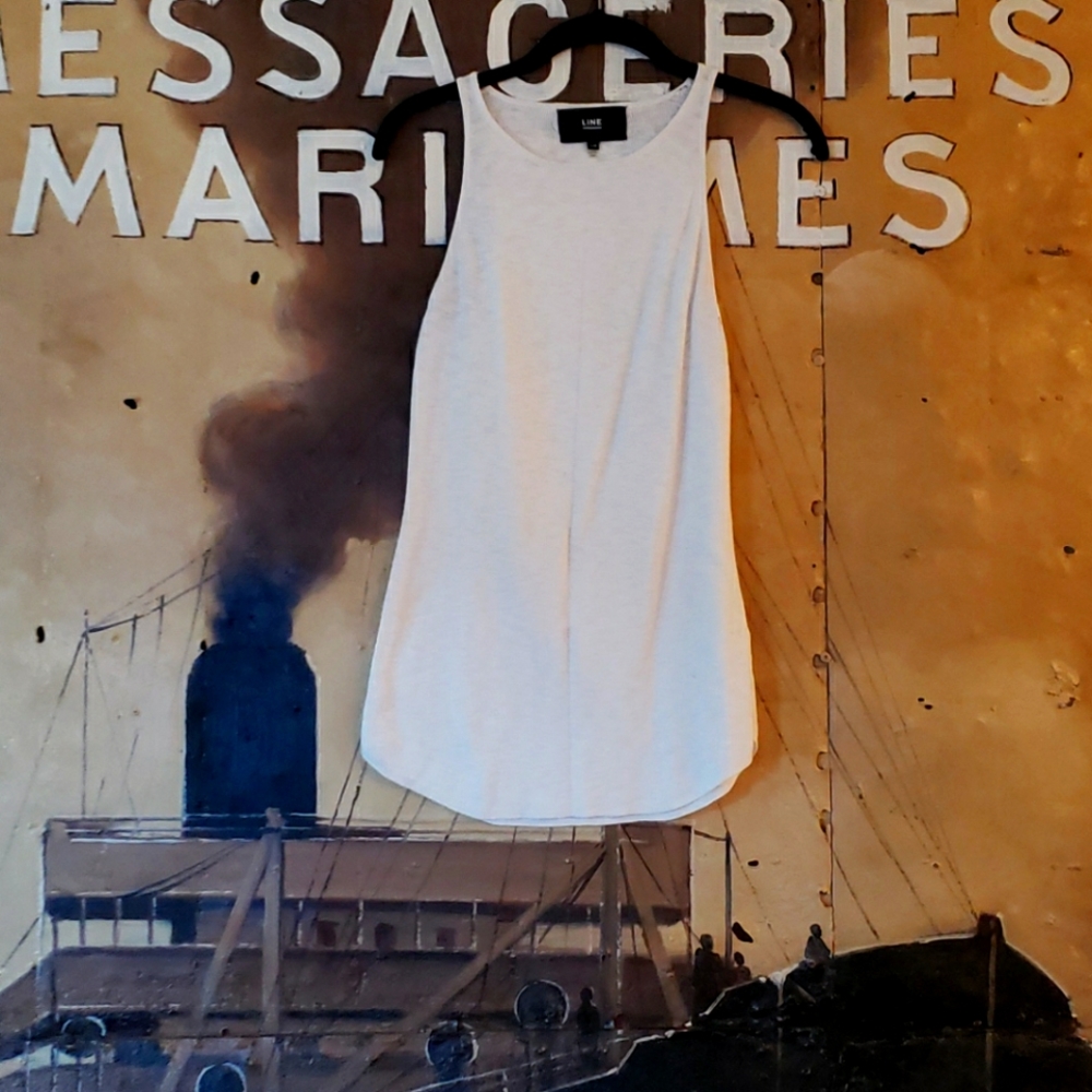 Line White tank top